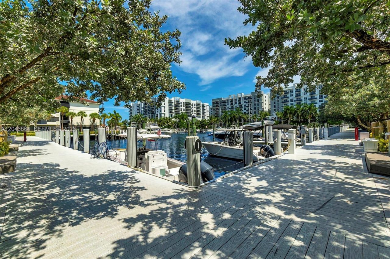 3200 Port Royale Dr N, Unit 205, Fort Lauderdale, FL 33308 Photo