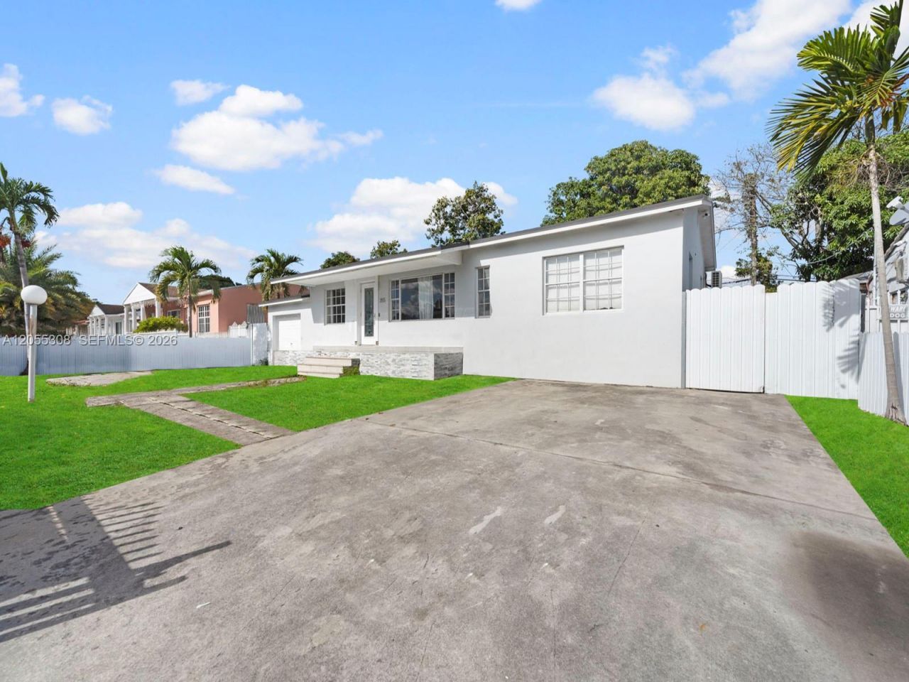 355 W 62nd St , Hialeah, FL 33012 Photo