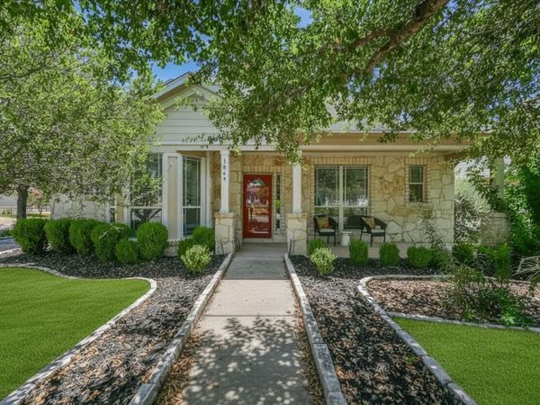 1049 Sanders , Kyle, TX 78640
