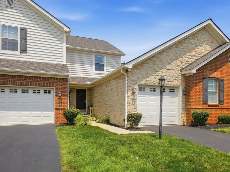 920 Shaula Drive, Columbus, OH 43240 Photo 1