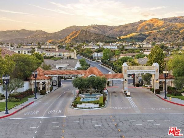 20274 Via Medici , Porter Ranch, CA 91326