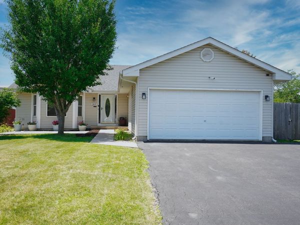 2115 Three Forks Drive , Plainfield, IL 60586