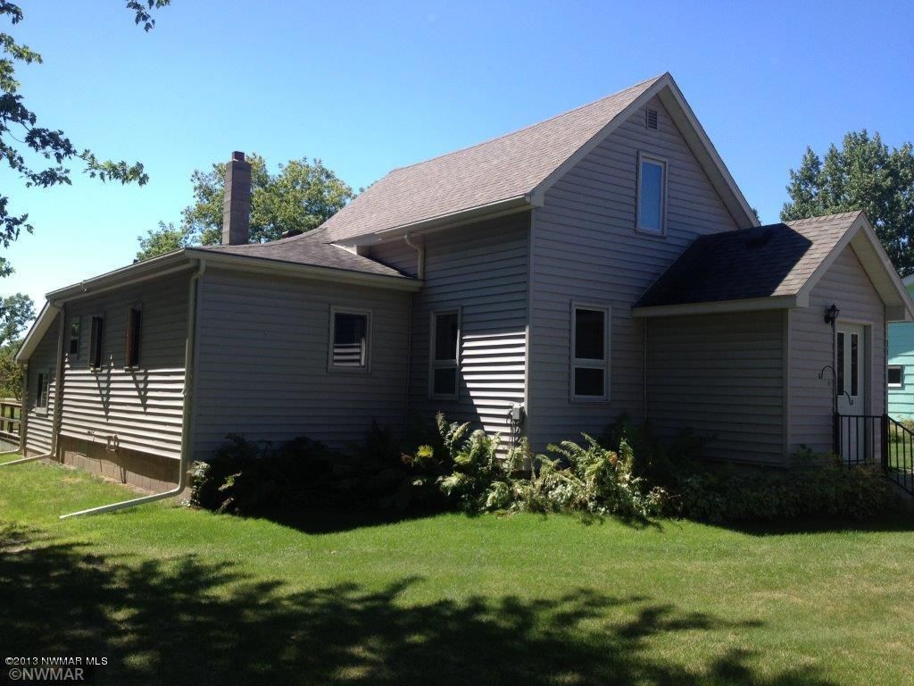 33 Carlson Avenue NW, Blackduck, MN 56630