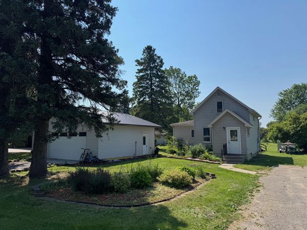 33 Carlson Avenue NW, Blackduck, MN 56630