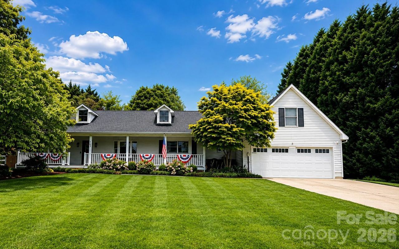 567 Canvasback Road , Mooresville, NC 28117 Main Photo