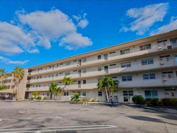 2601 NE 3rd Court, Unit 4100, Boynton Beach, FL 33435
