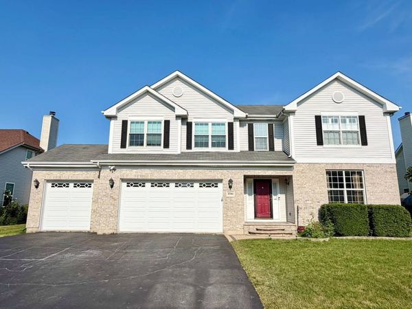37061 N Bonnie Brae Road , Lake Villa, IL 60046