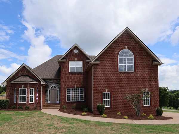203 James Matthew Ln, Mount Juliet, TN 37122