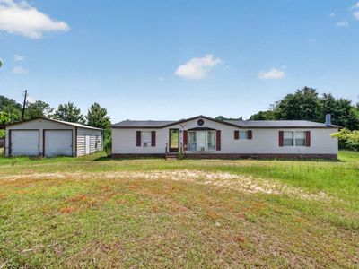 948 Peach Festival Road , Gilbert, SC 29054