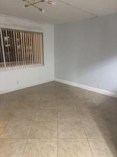 600 Village Green Court, Unit 220, Palm Springs, FL 33461 Photo