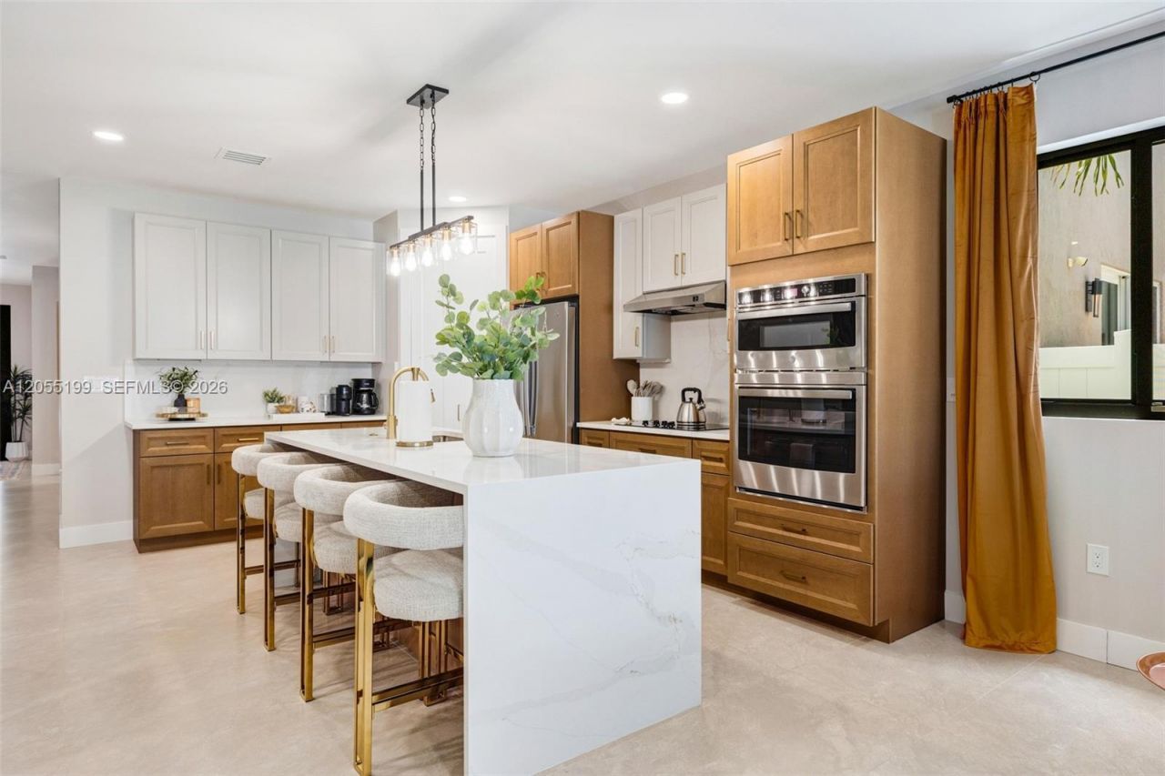 703 SW 17th St , Unit 703, Fort Lauderdale, FL 33315 Photo