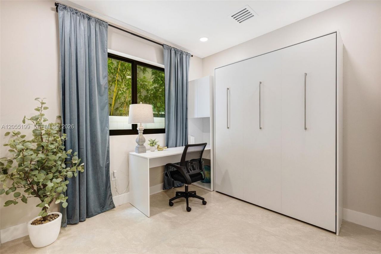 703 SW 17th St , Unit 703, Fort Lauderdale, FL 33315 Photo