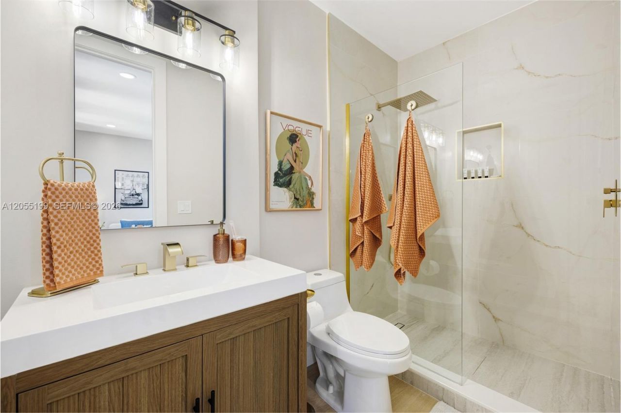703 SW 17th St , Unit 703, Fort Lauderdale, FL 33315 Photo
