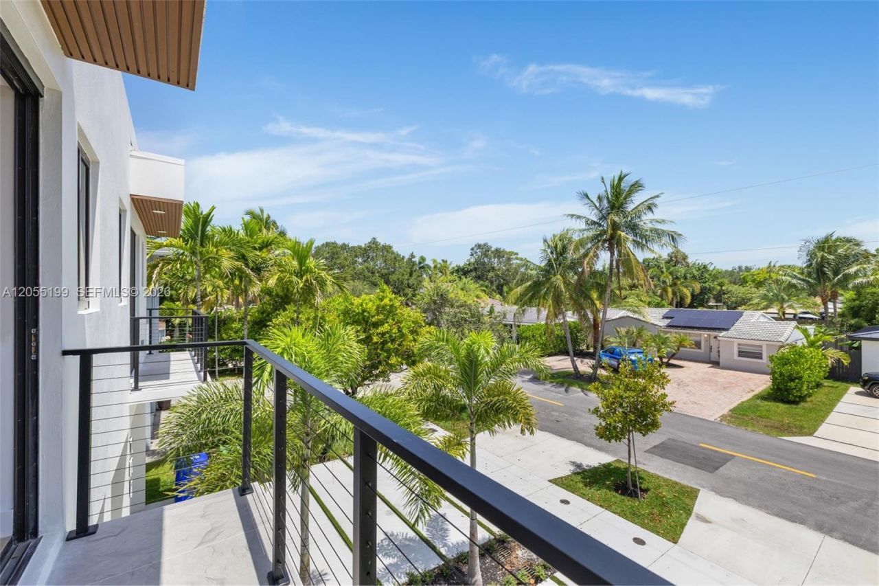 703 SW 17th St , Unit 703, Fort Lauderdale, FL 33315 Photo