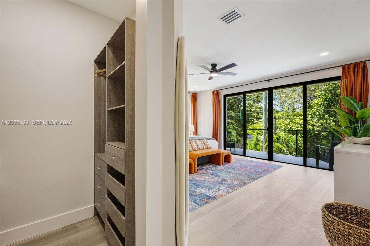 703 SW 17th St , Unit 703, Fort Lauderdale, FL 33315 Photo