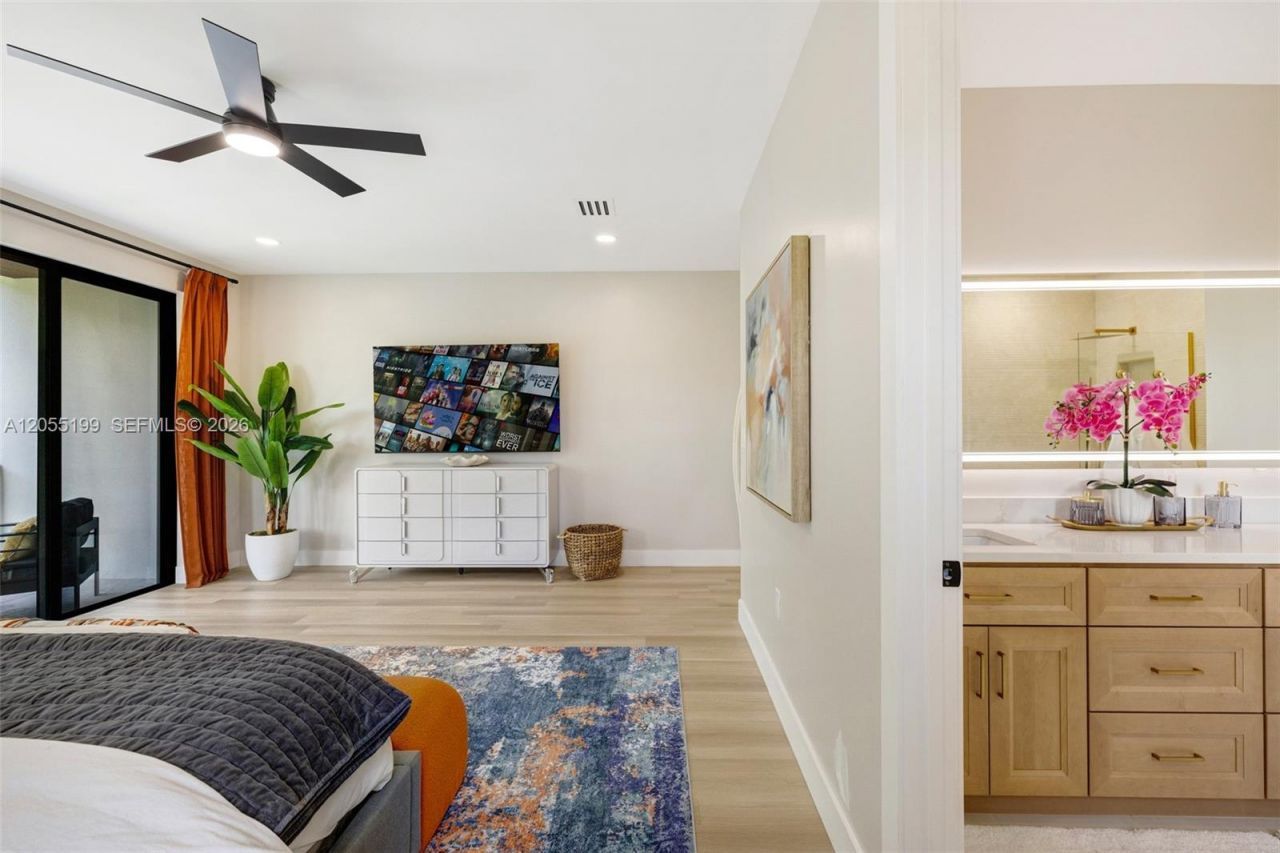 703 SW 17th St , Unit 703, Fort Lauderdale, FL 33315 Photo