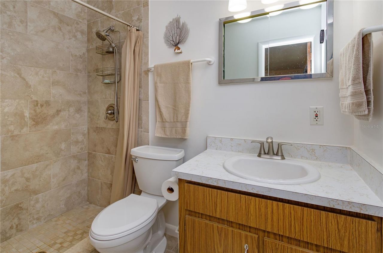 1909 N Lakewood Avenue , Ocoee, FL 34761 Photo