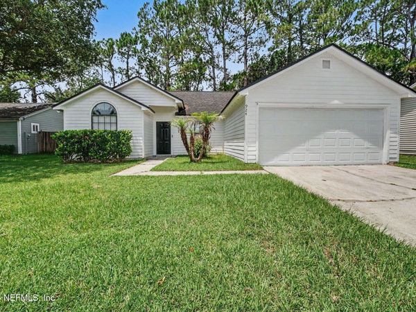 924 ARIES Road W, Jacksonville, FL 32216