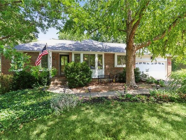 6003 Greenwood Street, Shawnee, KS 66216
