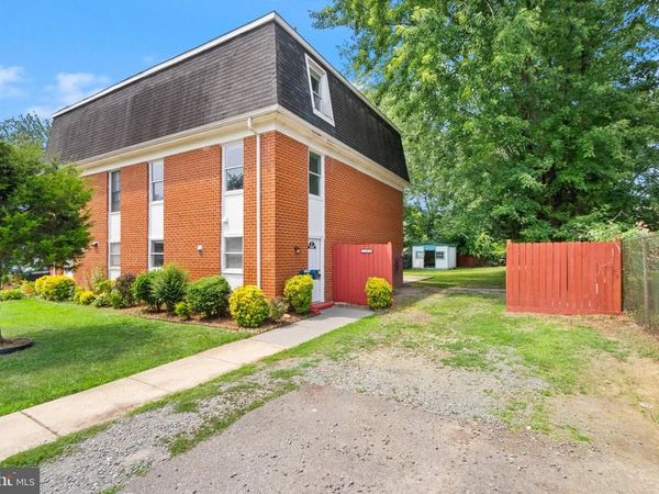 109 MAYFAIR DRIVE NE , LEESBURG, VA 20176
