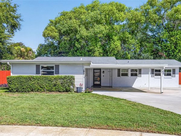 2021 OLIVER PLACE, WINTER HAVEN, FL 33881