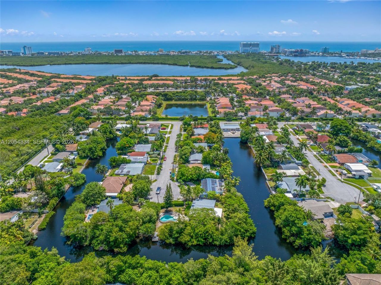 1178 Garfield St , Hollywood, FL 33019 Photo