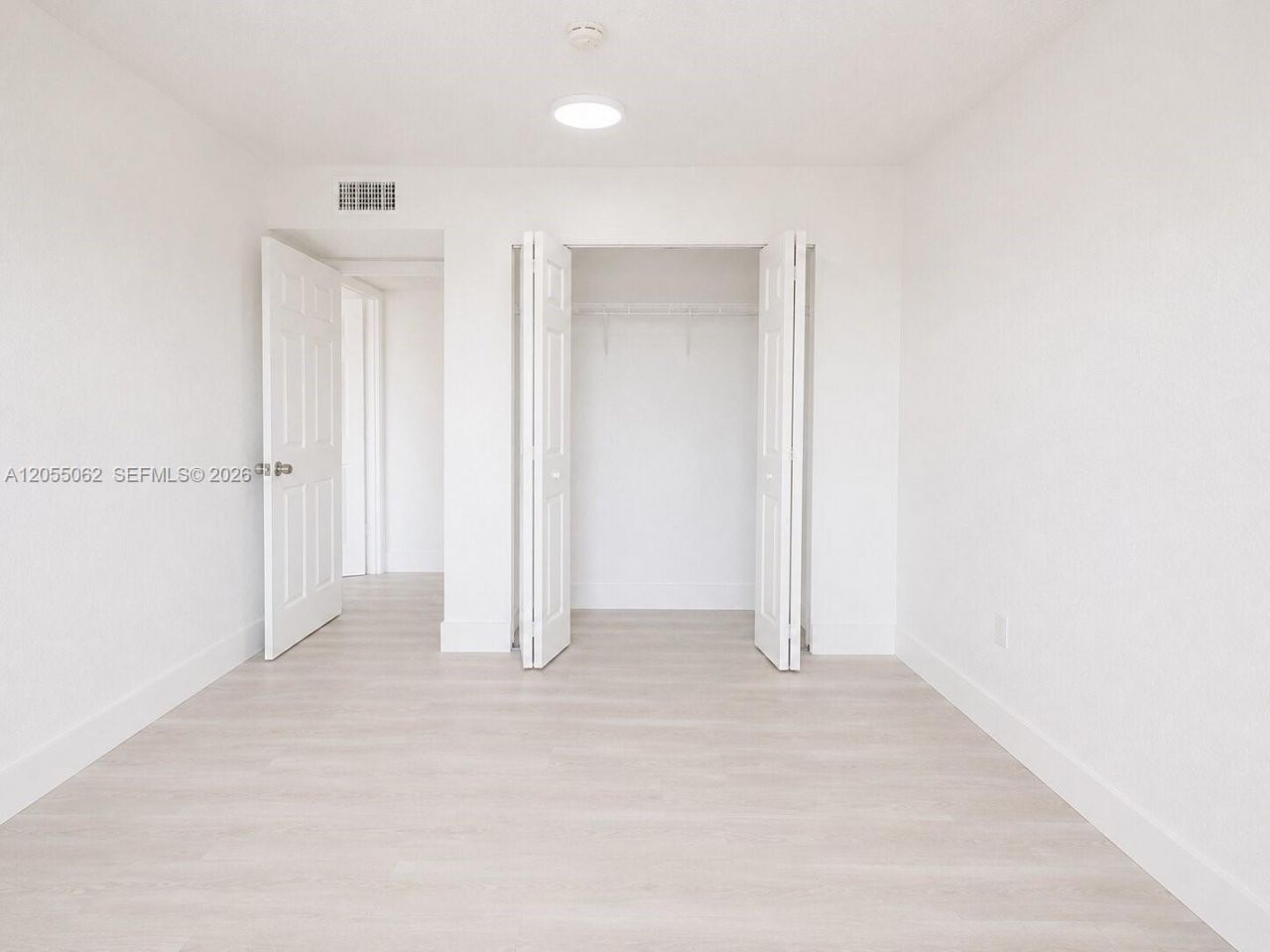 5625 W 20th Ave , Unit 404, Hialeah, FL 33012 Photo