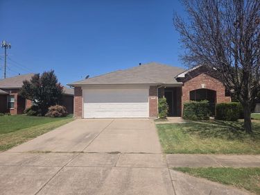 5809 Thoroughbred Court, Fort Worth, TX 76179