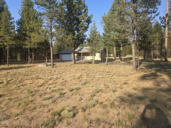52460 Pine Drive, La Pine, OR 97739