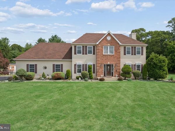 5 HARTNETT WAY, MILLSTONE TWP, NJ 08510