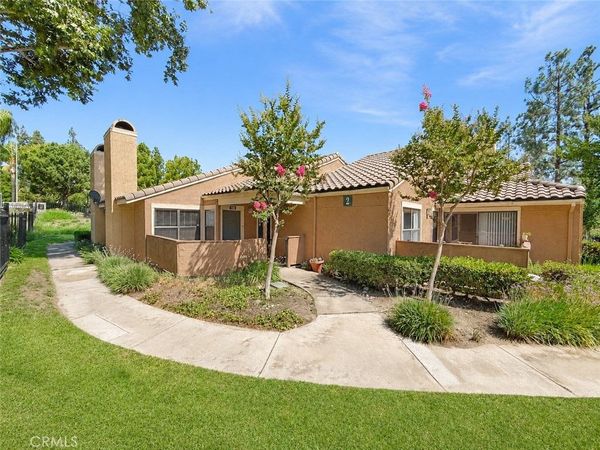 10655 Lemon Avenue , Unit 202, Rancho Cucamonga, CA 91737
