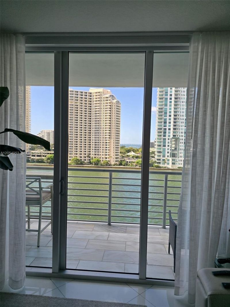335 S Biscayne Blvd, Unit 907, Miami, FL 33131 Photo