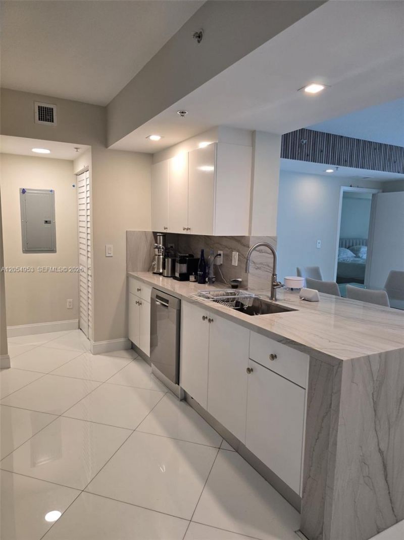 335 S Biscayne Blvd, Unit 907, Miami, FL 33131 Photo