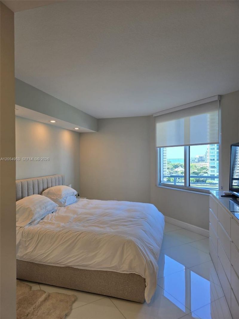 335 S Biscayne Blvd, Unit 907, Miami, FL 33131 Photo