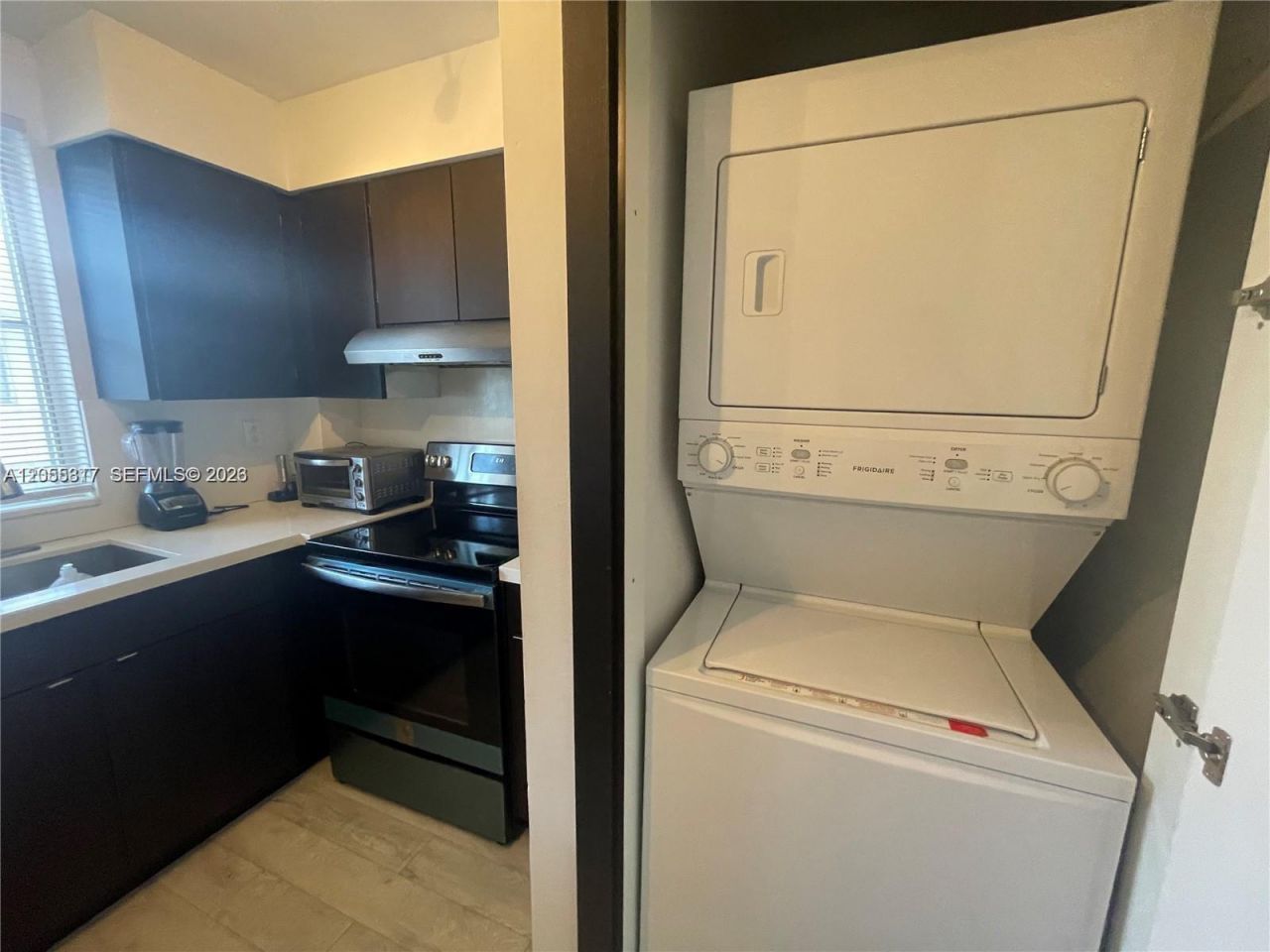 6195 NW 186th St, Unit 403, Hialeah, FL 33015 Photo
