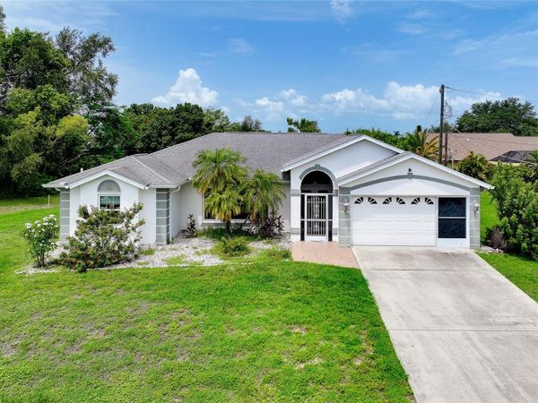 282 WARWICK STREET NW, PORT CHARLOTTE, FL 33952