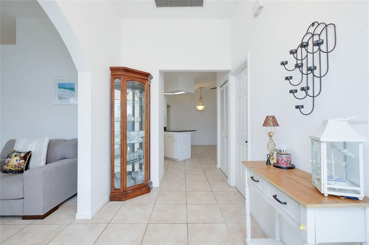 282 Warwick Street Nw, Port Charlotte, FL 33952 Photo
