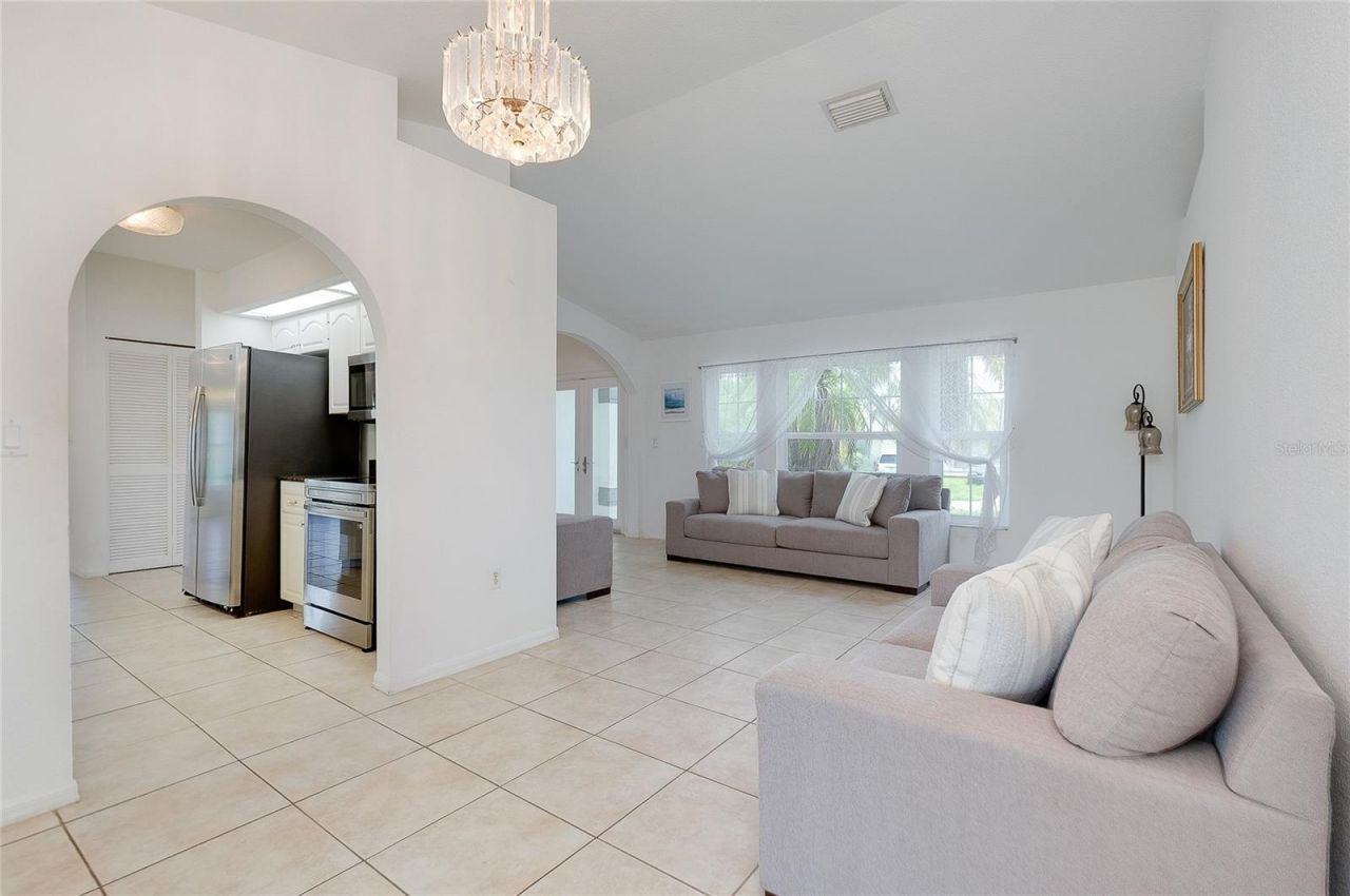 282 Warwick Street Nw, Port Charlotte, FL 33952 Photo