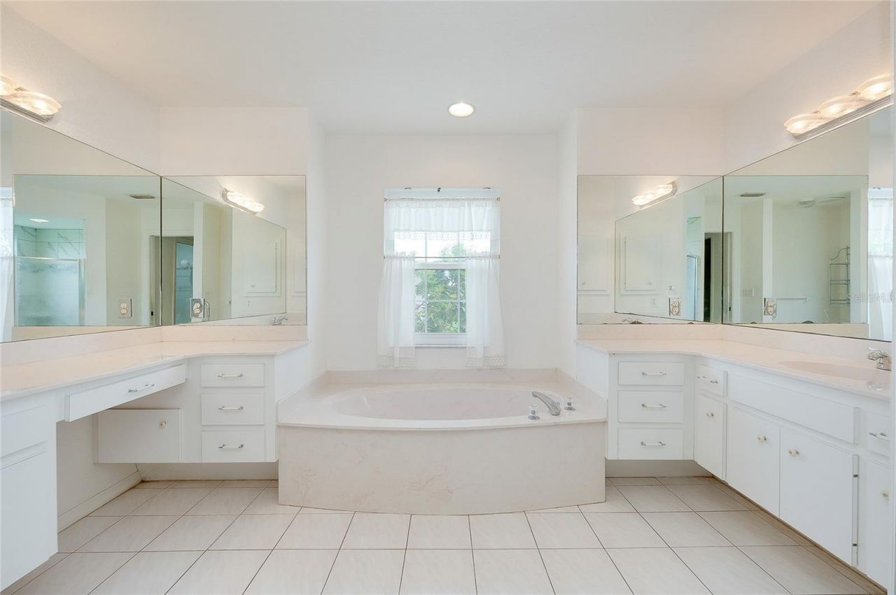 282 Warwick Street Nw, Port Charlotte, FL 33952 Photo