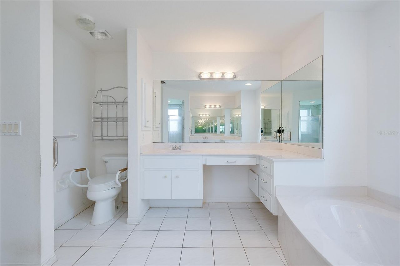 282 Warwick Street Nw, Port Charlotte, FL 33952 Photo