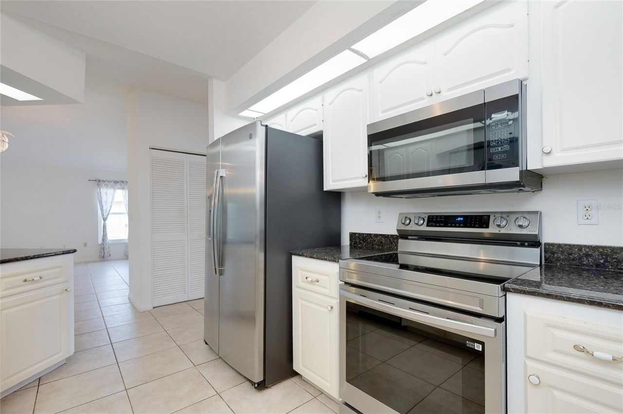 282 Warwick Street Nw, Port Charlotte, FL 33952 Photo