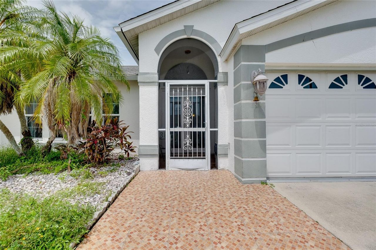 282 Warwick Street Nw, Port Charlotte, FL 33952 Photo