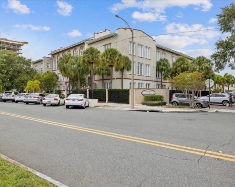 701 Mirror Lake Drive N, Unit 102, Saint Petersburg, FL 33701 Photo