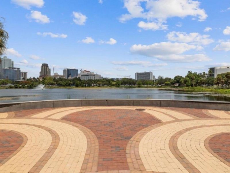 701 Mirror Lake Drive N, Unit 102, Saint Petersburg, FL 33701 Photo