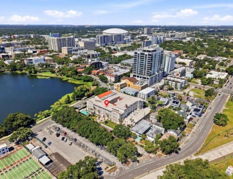 701 Mirror Lake Drive N, Unit 102, Saint Petersburg, FL 33701 Photo