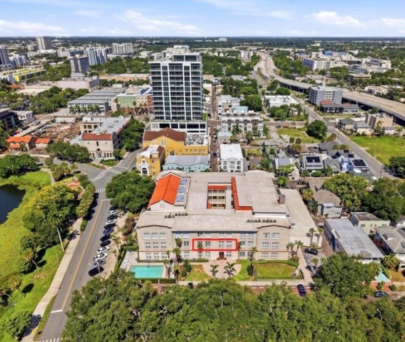701 Mirror Lake Drive N, Unit 102, Saint Petersburg, FL 33701 Photo