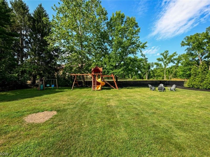 7956 Orianna Street, Brecksville, OH 44141 Photo 11