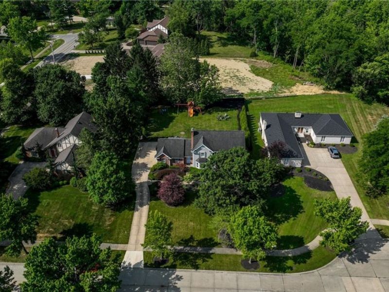 7956 Orianna Street, Brecksville, OH 44141 Photo 4