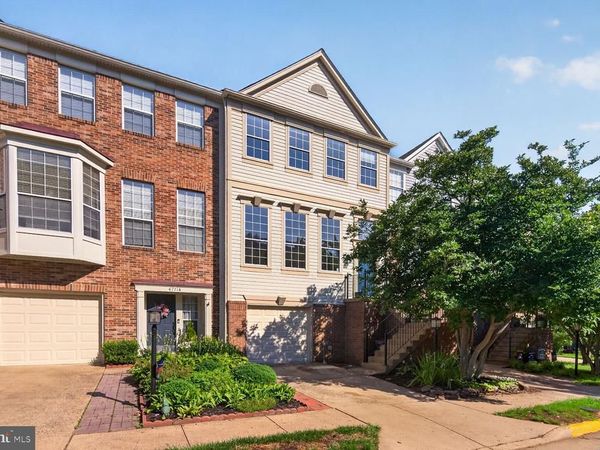 47720 SANDBANK SQUARE , STERLING, VA 20165