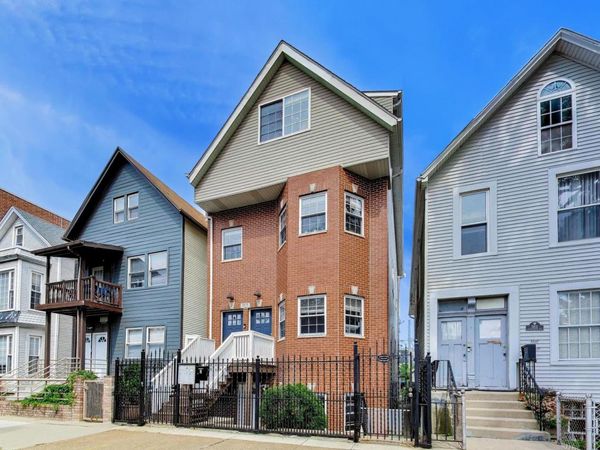 3115 N Oakley Avenue , Unit 1, Chicago, IL 60618